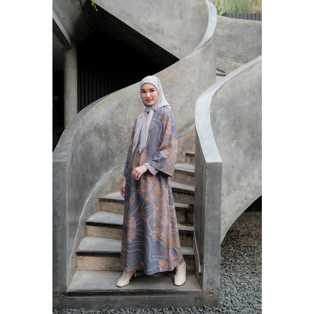 Luny Dark Grey Gamis