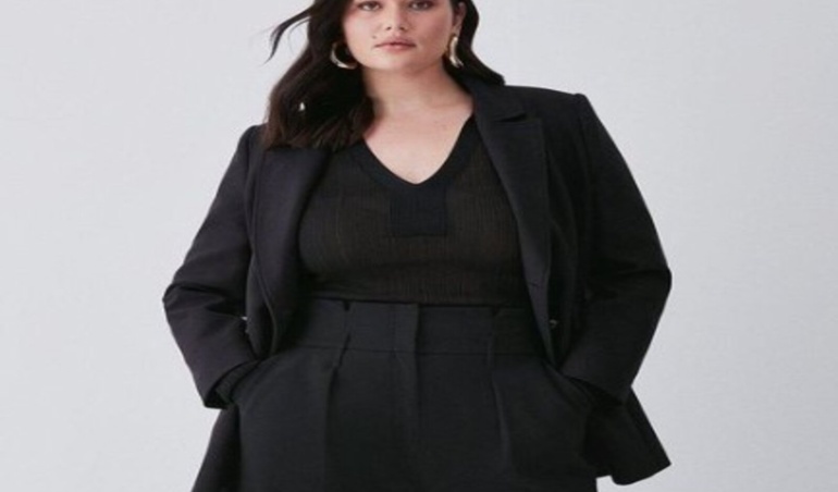 Tubuh Plus Size Jangan Khawatir, Intip 10 Model Pakaian yang Cocok di Sini!