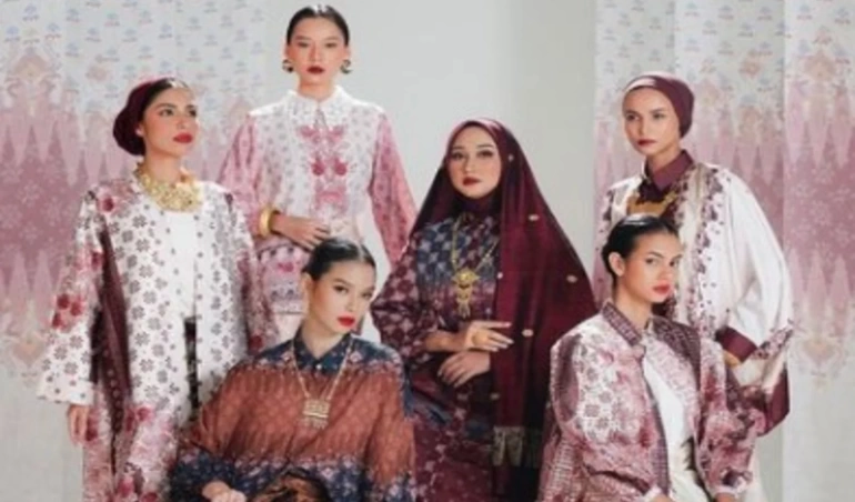 Inilah 4 Desainer Wanita Inspiratif yang Karyanya Mendunia!