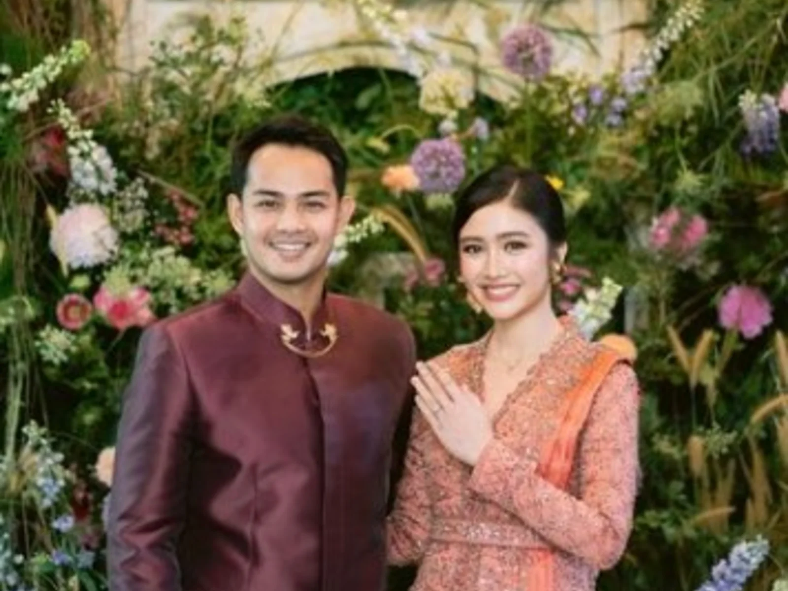 Febby Rastanty Resmi Dipersunting, Terungkap Profesi Sang Kekasih!