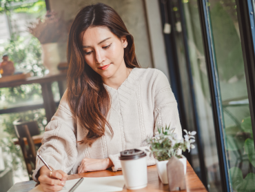 Journaling: Menulis untuk Mengurai Pikiran dan Emosi