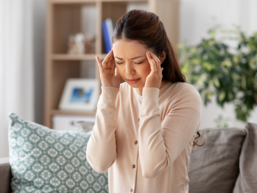 Perempuan dan Tekanan Sosial: Kapan Kamu Menikah?